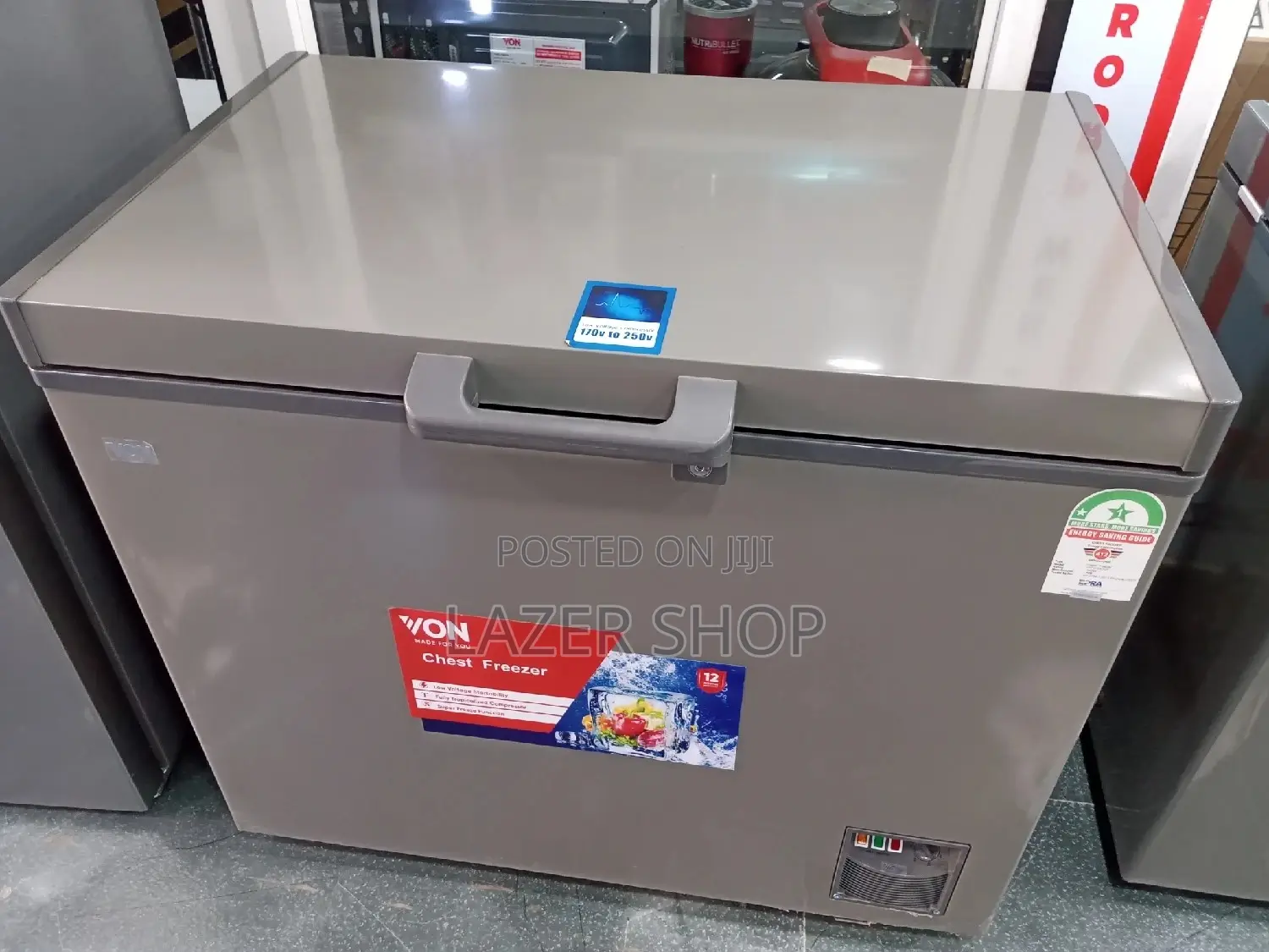Von VAFC-33DUS Showcase Freezer - Grey