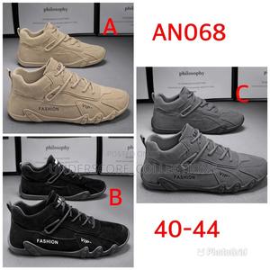 Executive Unisex Casual Shoes - thumbnail 2