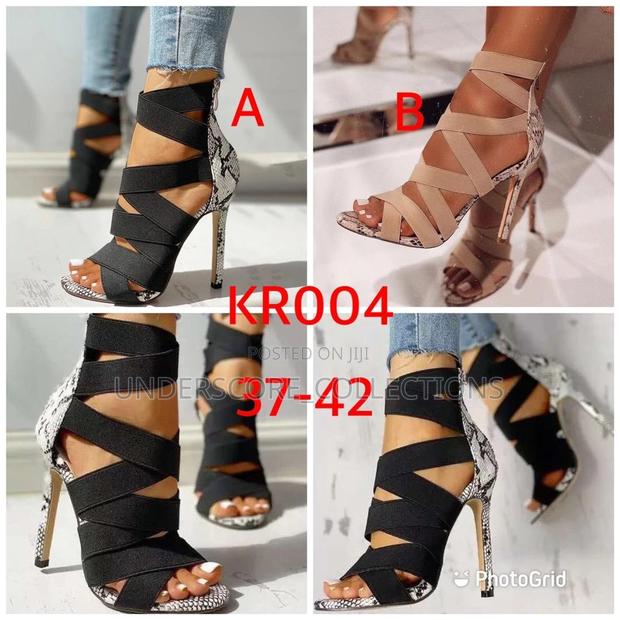 Executive Ladies Kitten Strap Shoes - main view