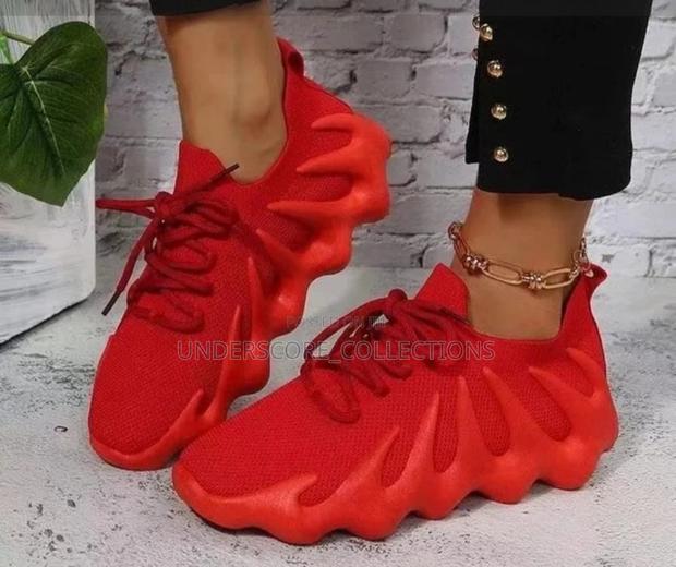 Unisex High End Casual Shoes - main view