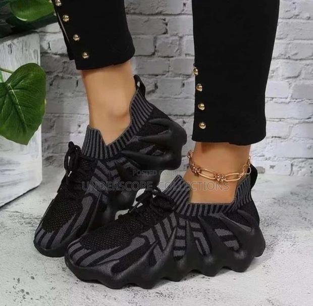 Unisex High End Casual Shoes - thumbnail 3