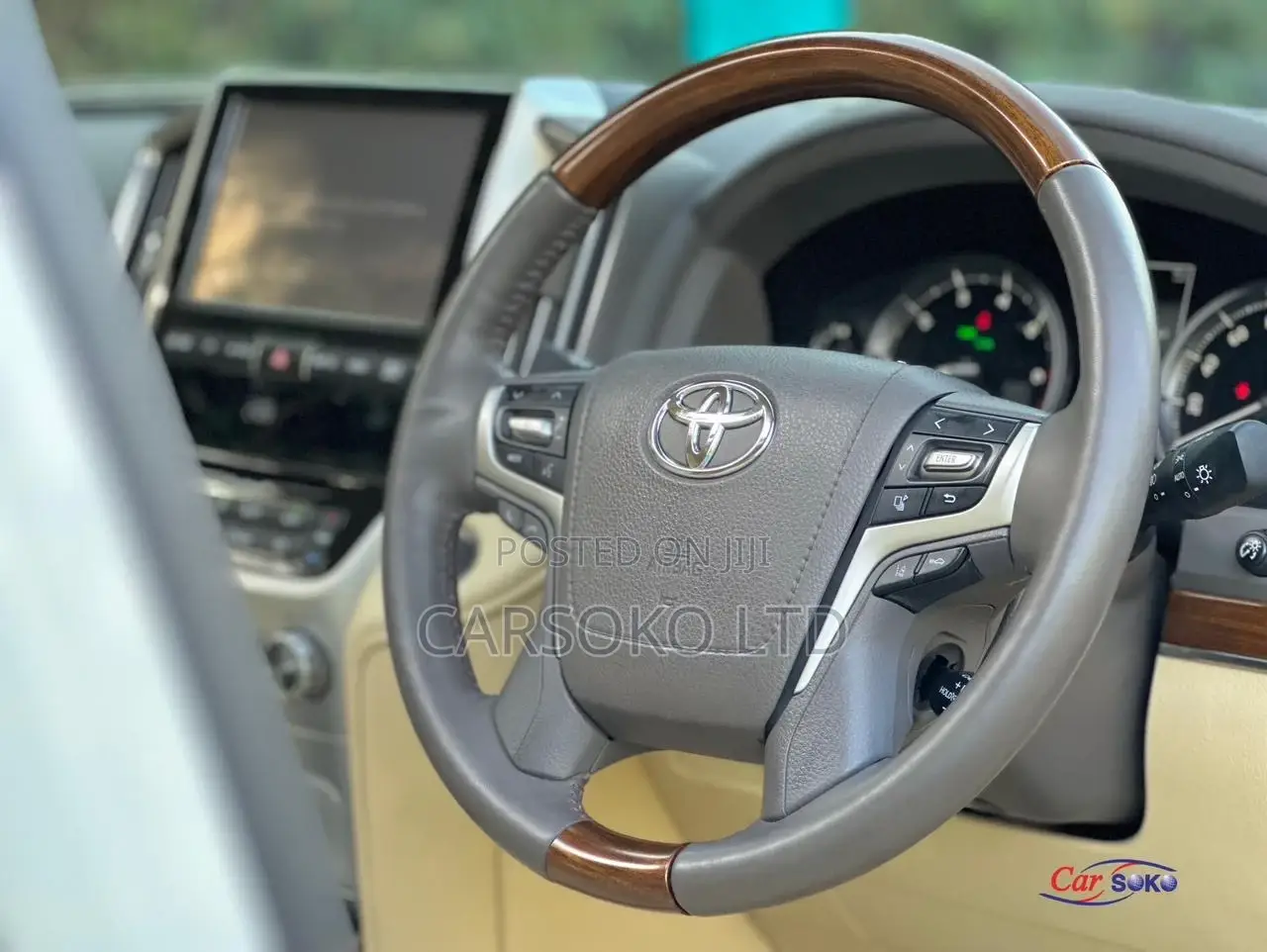 Toyota Land Cruiser 4.6 V8 ZX 2016 White