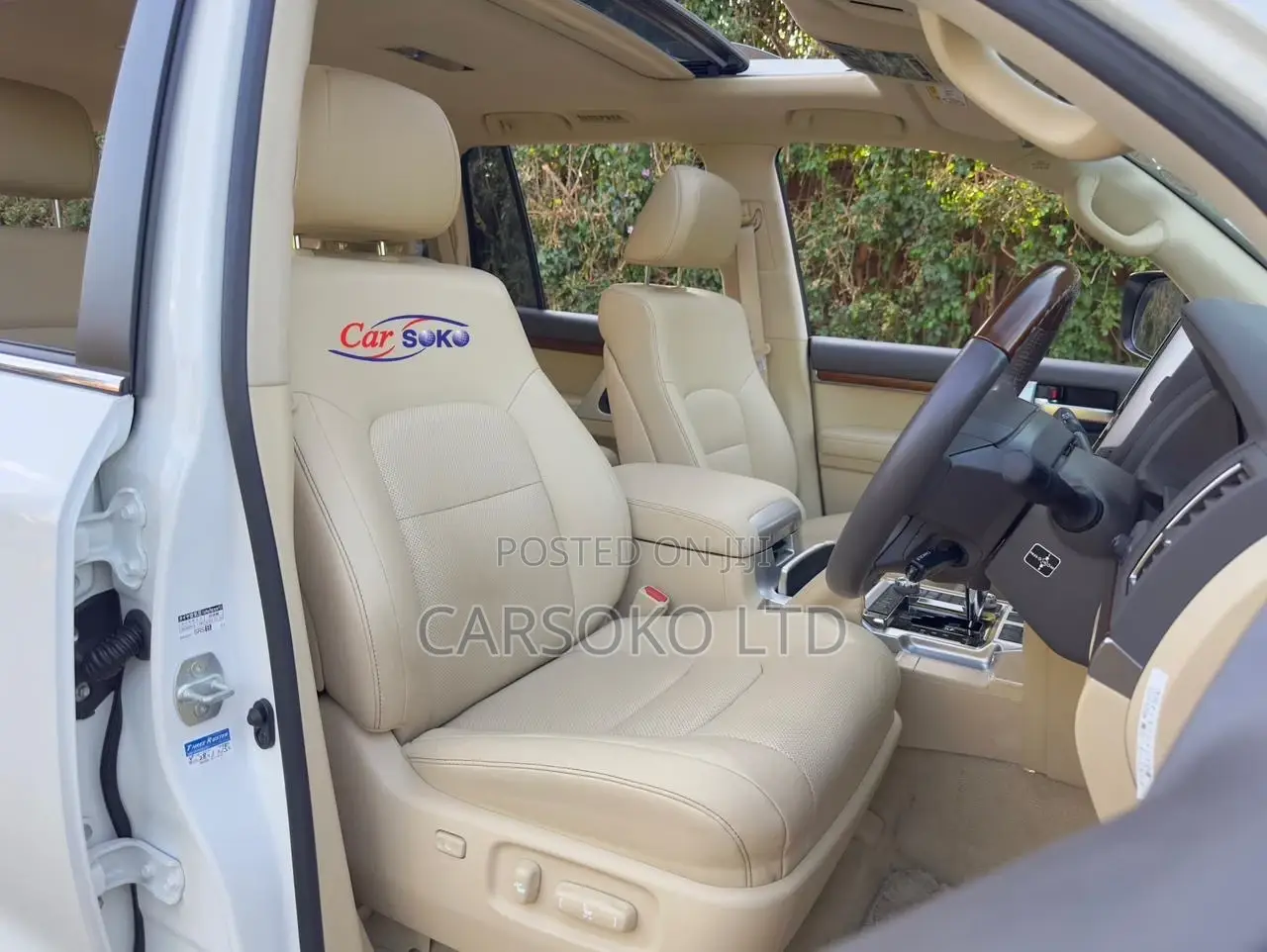 Toyota Land Cruiser 4.6 V8 ZX 2016 White