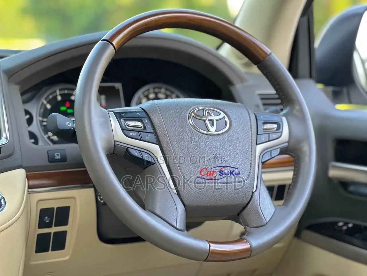 Toyota Land Cruiser 4.6 V8 ZX 2016 White