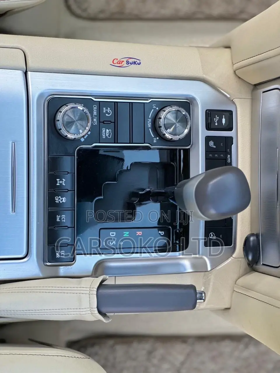 Toyota Land Cruiser 4.6 V8 ZX 2016 White