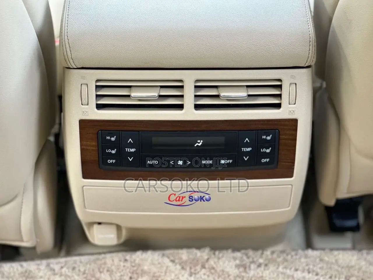 Toyota Land Cruiser 4.6 V8 ZX 2016 White