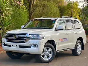 Toyota Land Cruiser 4.6 V8 ZX 2016 White
