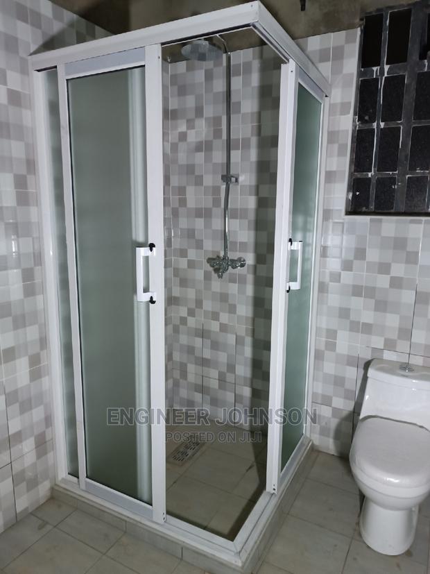 Corner L-shape Shower Cubicle - thumbnail 4