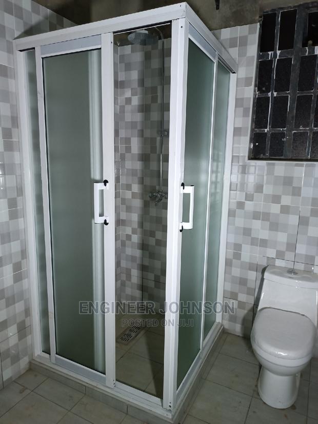 Corner L-shape Shower Cubicle - thumbnail 5