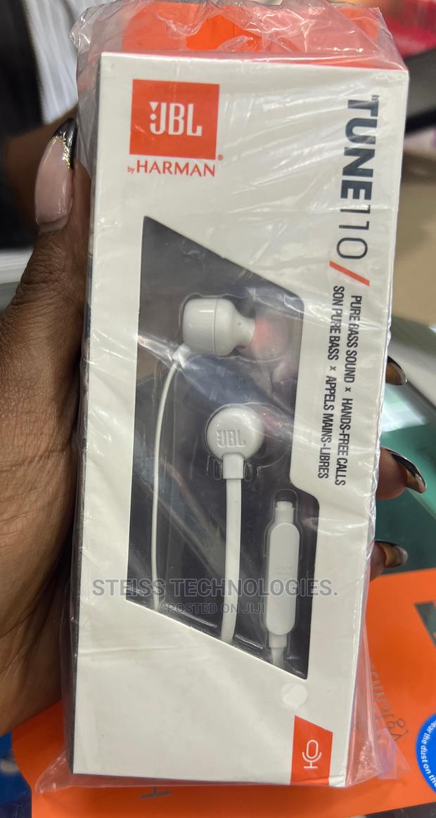 JBL Wired Tune 110 - main view