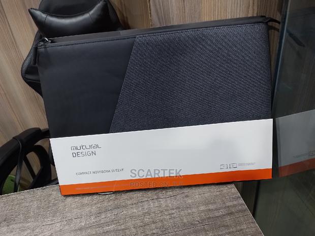 Mutual Design Compact Notebook Sleeve(Macbook Pro 15.4" ,16" - main view