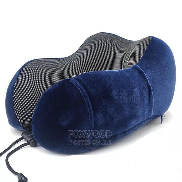 Cozy U Shaped Pillow (Can Be Used for Travelling) - thumbnail 4