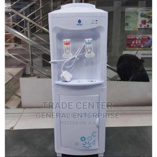 Free Standing Dispenser
