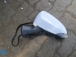 Side Mirror Fielder 2013