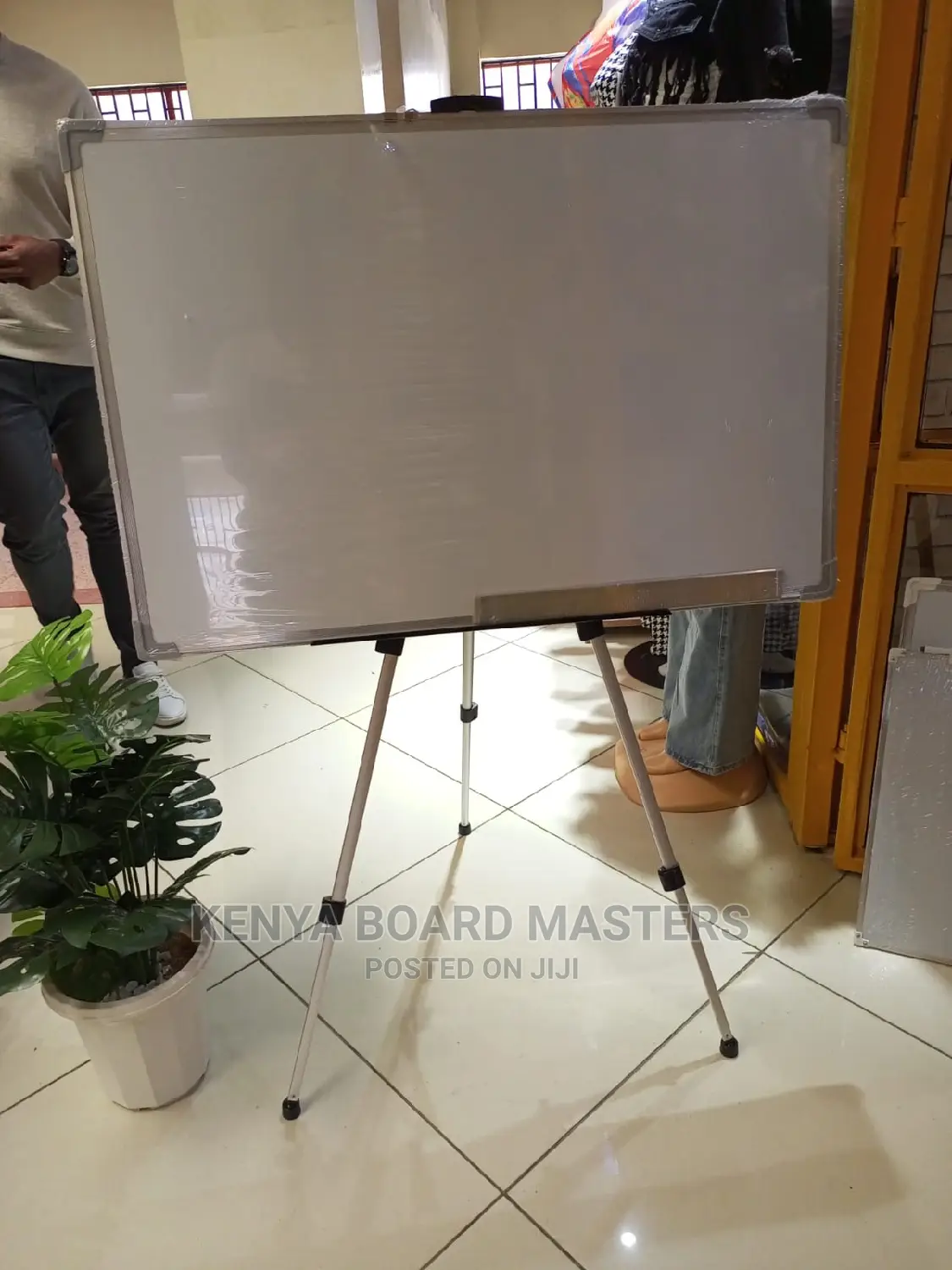 Whiteboards on Stands , Whiteboard on Stands , Whiteboards .
