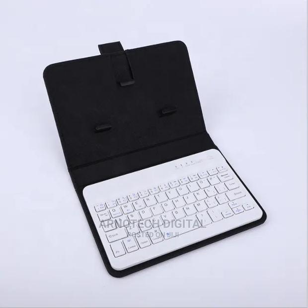 Wireless Detachable Smart Phone Keyboard - main view