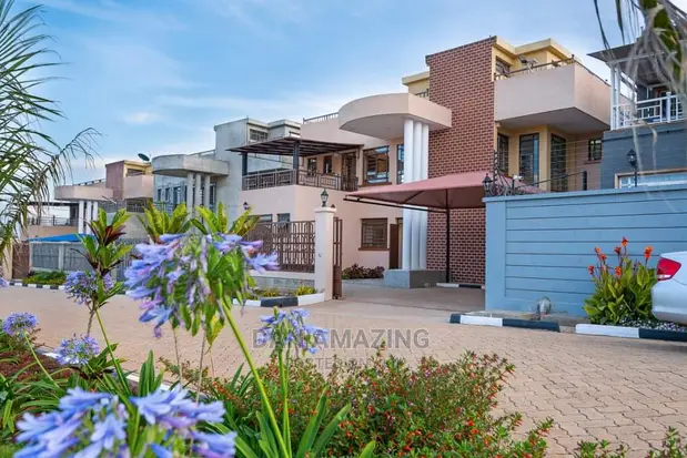 4bdrm Townhouse/Terrace in Ololua, Ngong for Sale