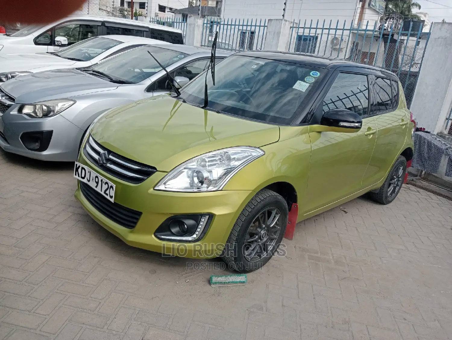 Suzuki Swift 2016 Green