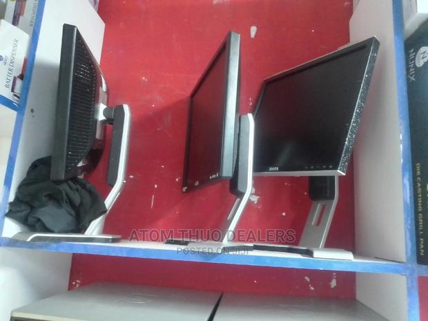 17inches Computer Monitor - main view