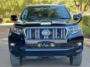 Toyota Land Cruiser Prado 2.8 2017 Black