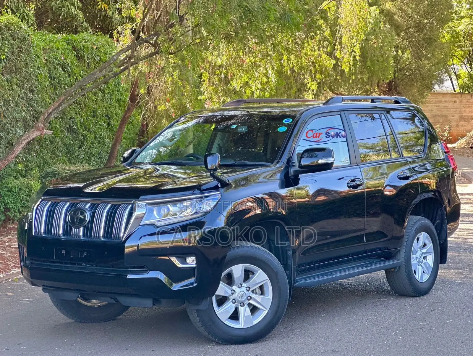 Toyota Land Cruiser Prado 2.8 2017 Black