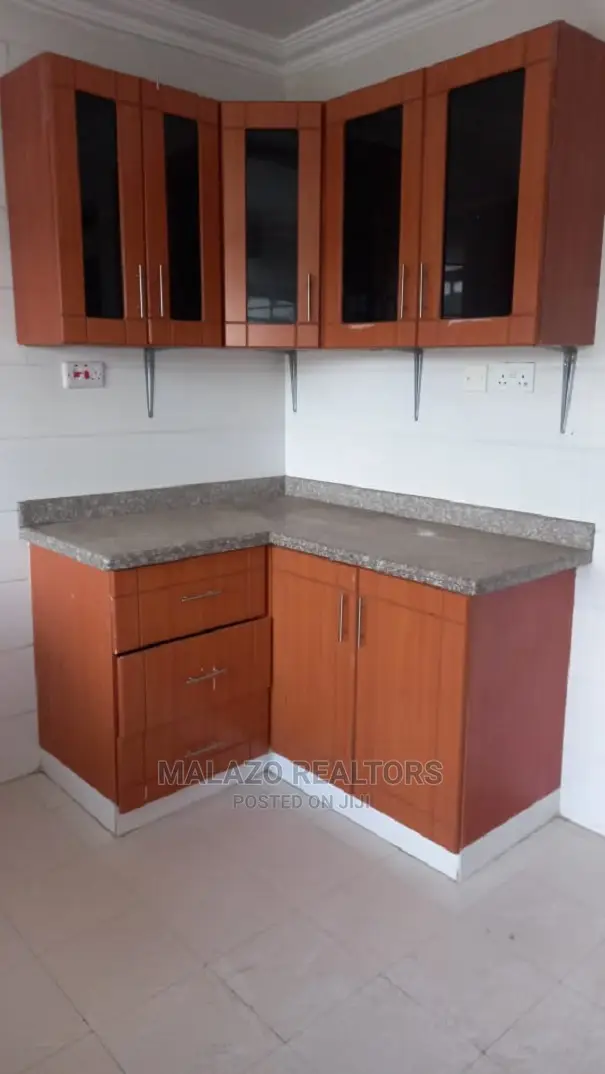 3bdrm Apartment in Tevody Heights, Valley Arcade for sale