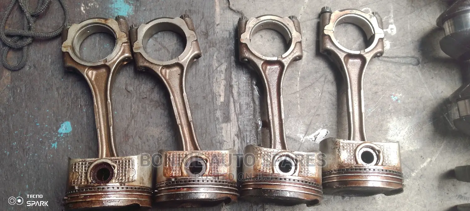 1ZZ Piston Complete in Nairobi Central Vehicle Parts & Accessories