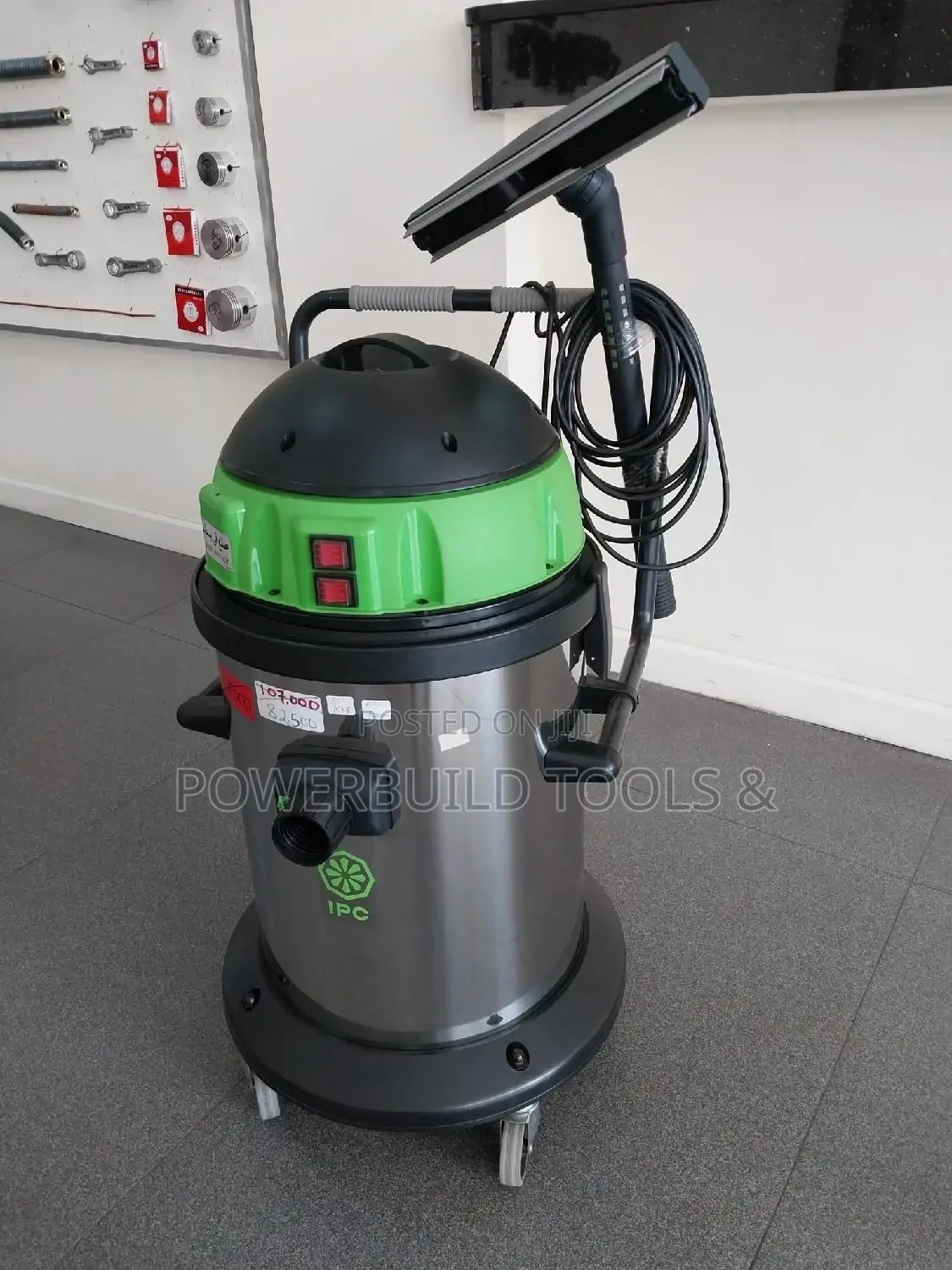 Italian Wet and Dry Vacuum Cleaner
