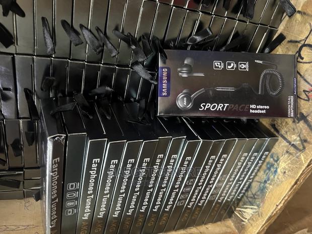Samsung New Wired Earphones