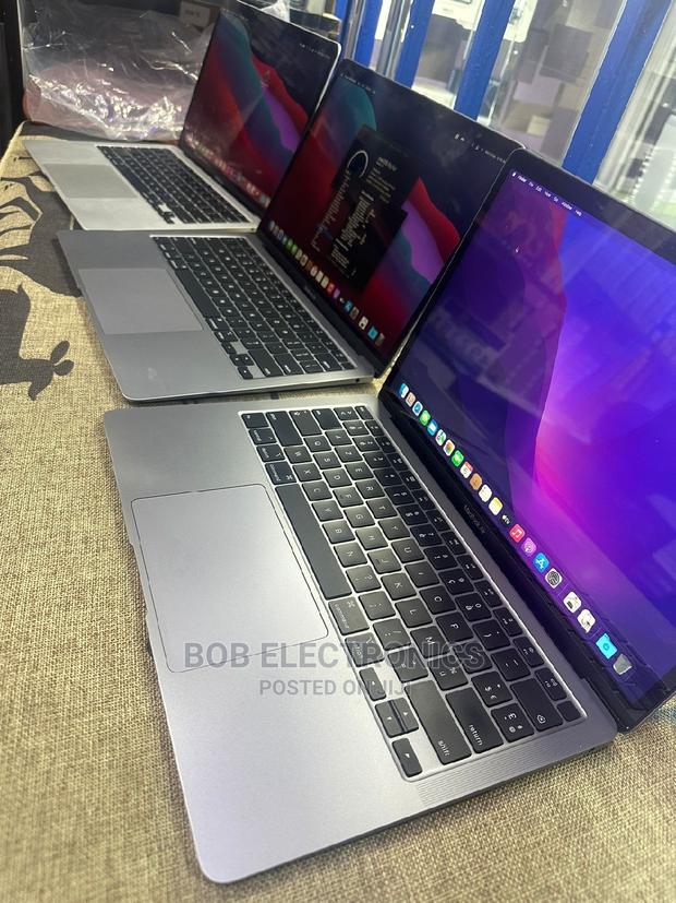 Laptop Apple MacBook 2020 8GB Intel Core I3 SSD 256GB - thumbnail 4