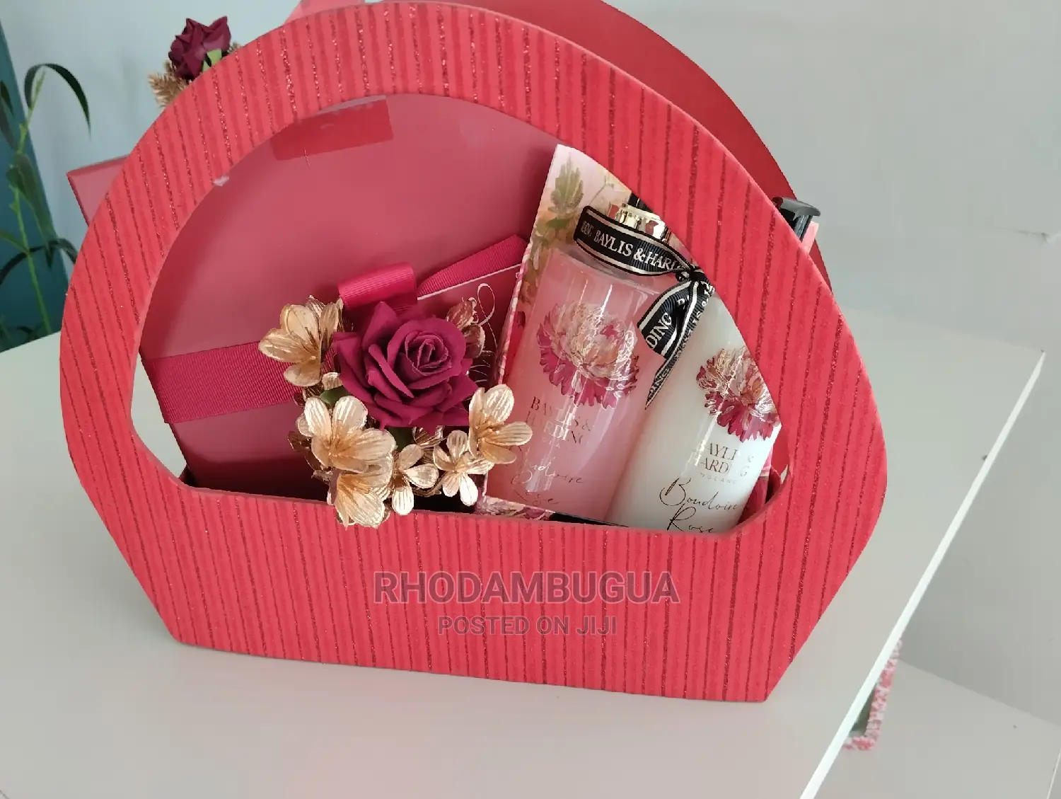 Valentine Gift Hampers