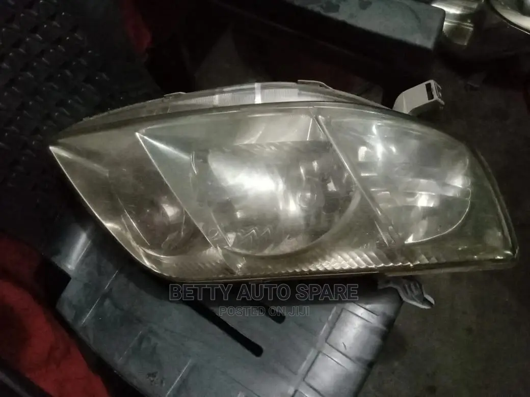 NZE Headlight (2005)