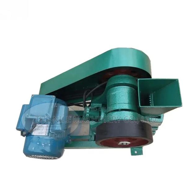 Sample Preparation Lab Small Jaw Crusher - main view