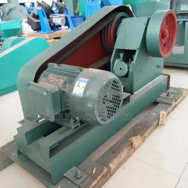 PE60X100 Lab Sample Testing Machine - main view