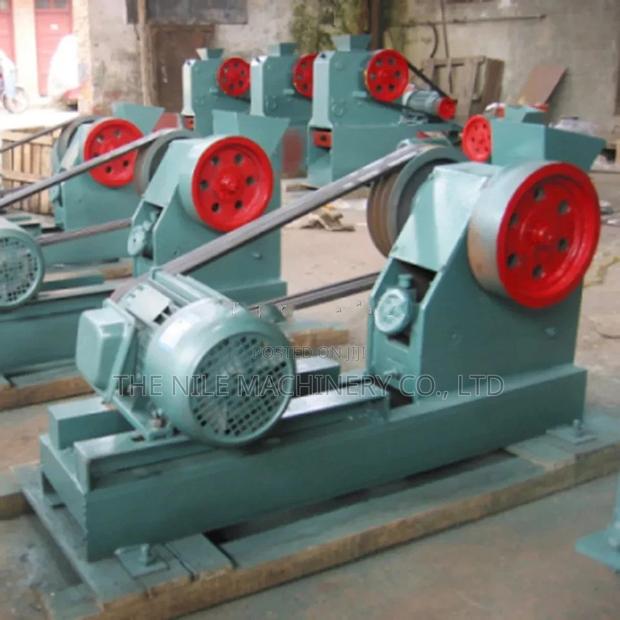 Mini Concrete Soil Crusher Machine - main view