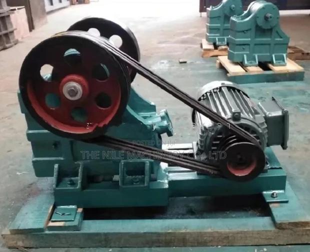Top Seller Pe60x100 Sample Jaw Crusher - main view