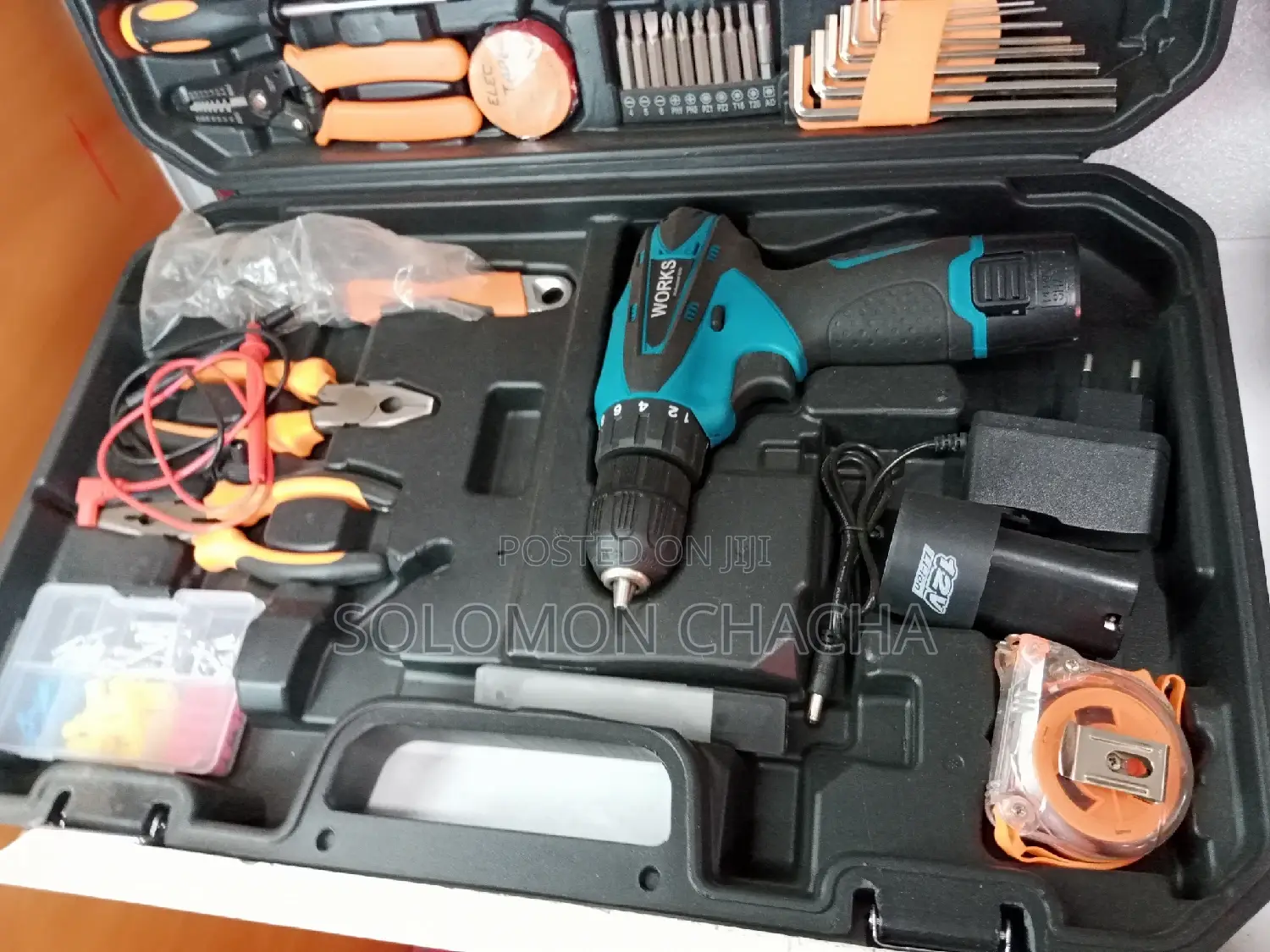 Dera 12V DC Drill Kit and Different Tools