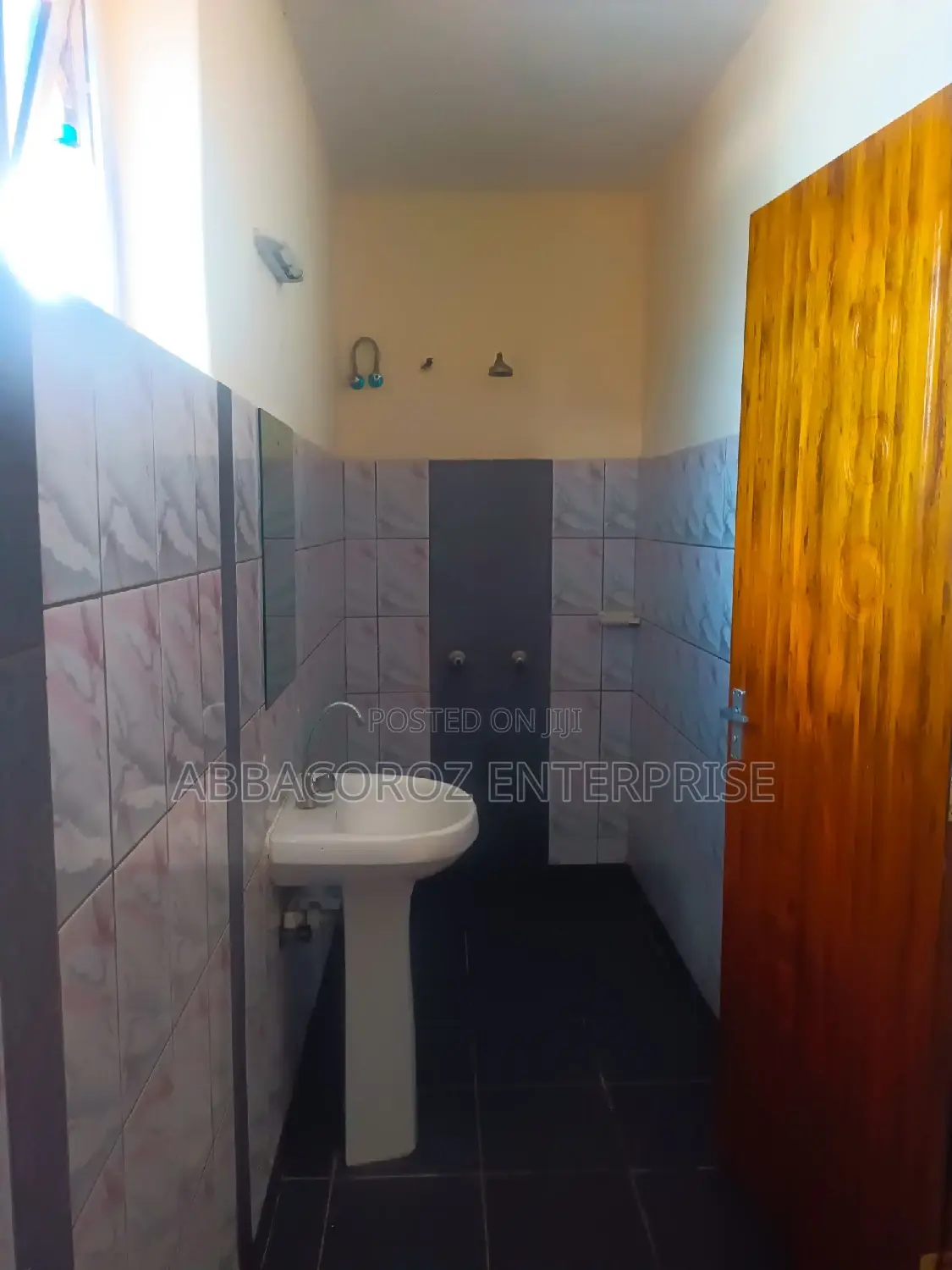 3bdrm Apartment in Leisure, Kongowea for rent