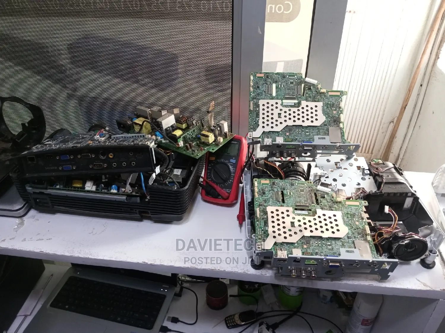 Diagnosis and Repair of Projectors