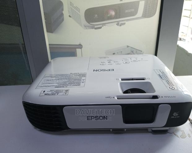 Refurbished EPSON Eb S41 Projector - thumbnail 3