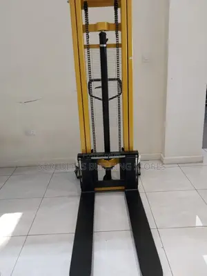 Hisaki Lifting Manual Pallet Stacker 2tones,1.6mtrs