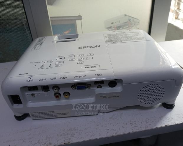 EPSON Eb S05  - thumbnail 2
