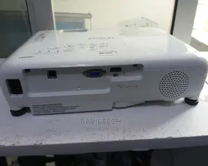EX UK EPSON Eb E10 Projector for Sale