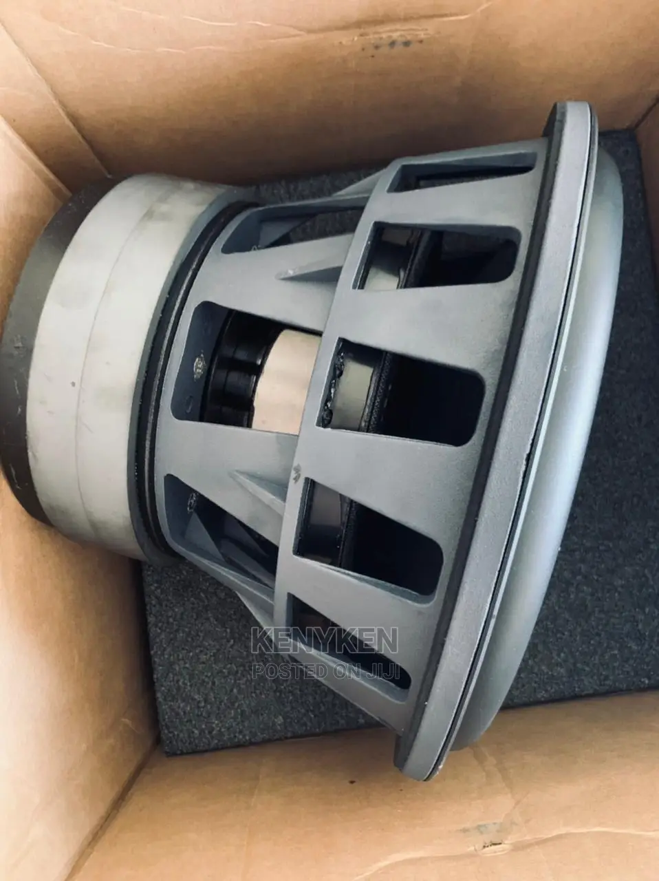 SVS 4000 Subwoofer Speaker 14” Drive