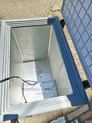 Westpoint 162L Deep Freezer