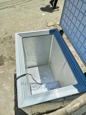Westpoint 162L Deep Freezer