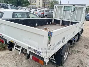 Mistubishi Fuso 2017
