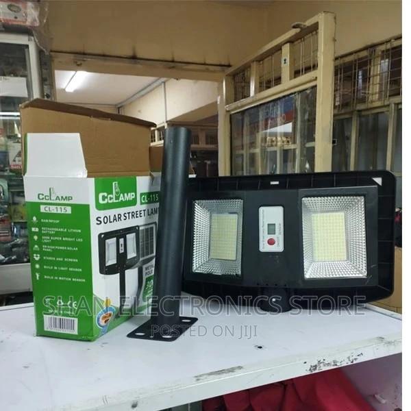 Premier Quality Cclamp 300w Solar Street Light