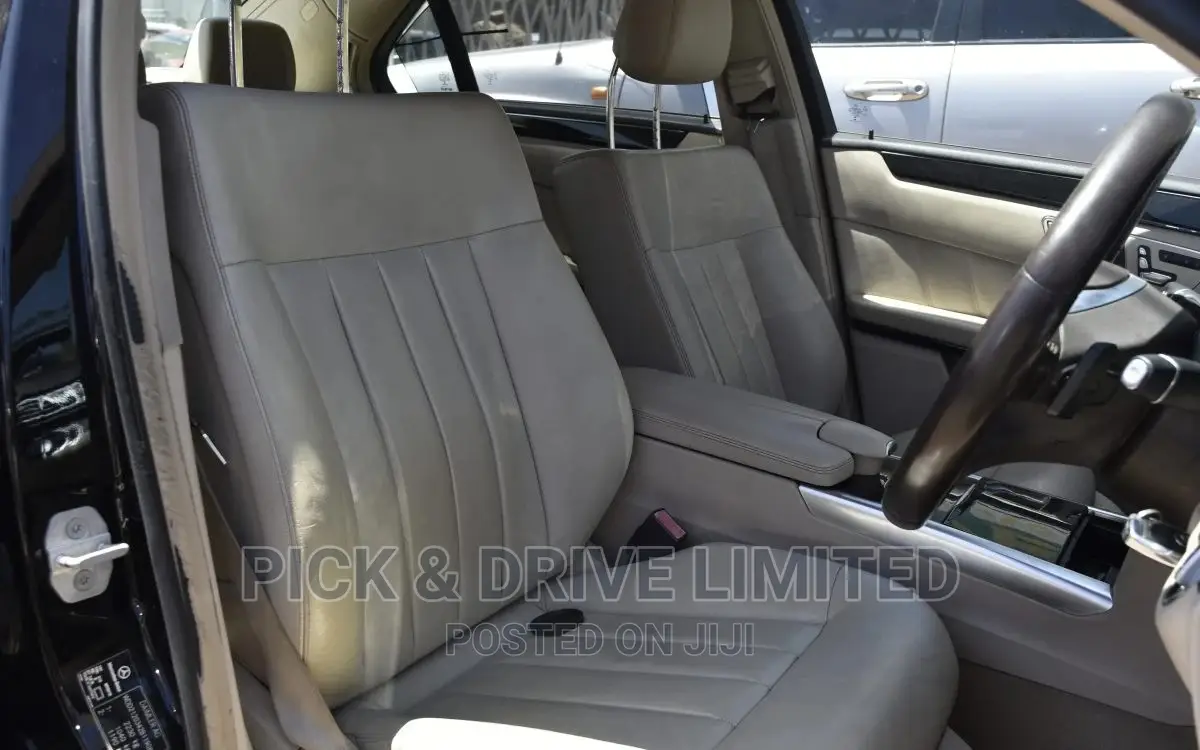 Mercedes-Benz E200 2015 Black