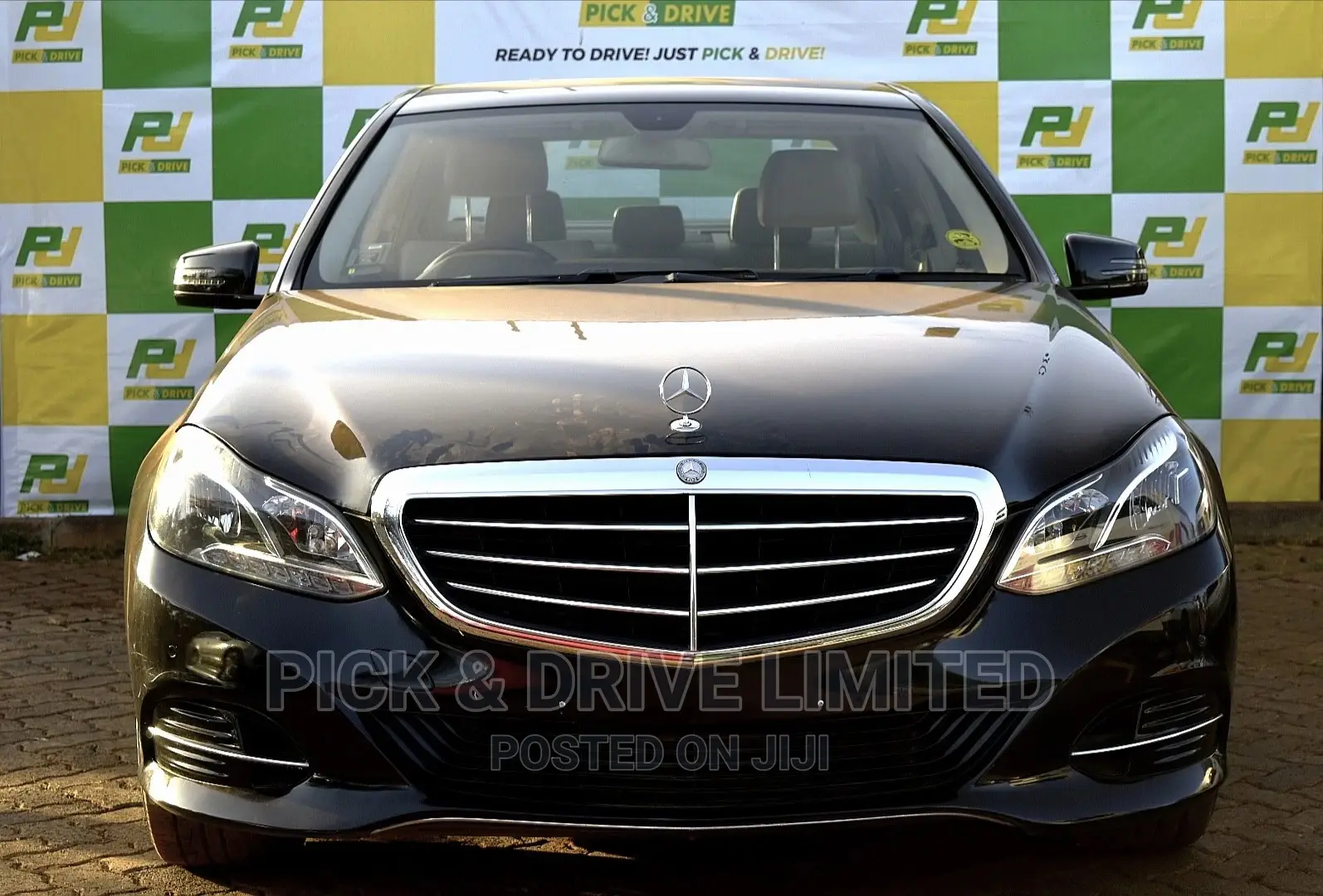 Mercedes-Benz E200 2015 Black